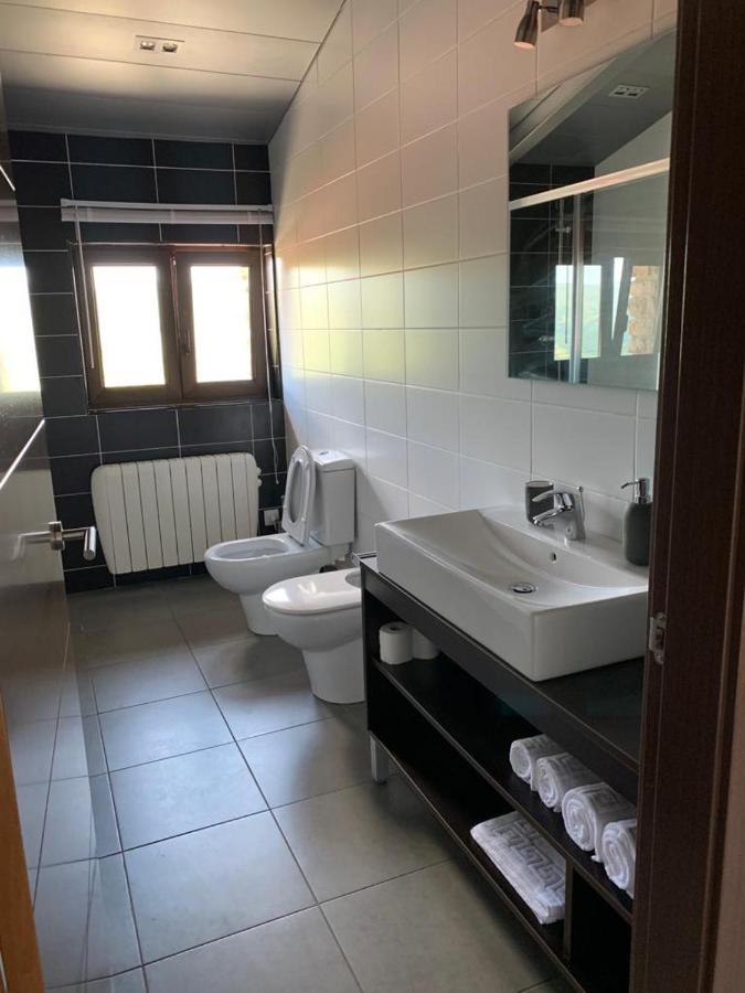 Apartamentos Los Tojos Colsa Exteriör bild