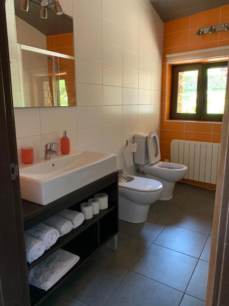 Apartamentos Los Tojos Colsa Exteriör bild